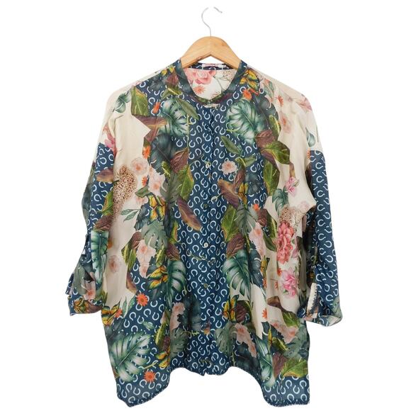 Johnny‎ Was Abina Blouse Size XS Oversized Tropical Bird Floral 100% Silk Blue - Picture 1 of 5